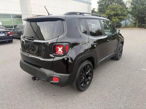 2017 Jeep Renegade Altitude