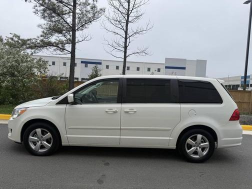 2009 Volkswagen Routan SEL