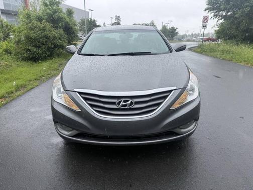 Harbor Gray Metallic 2013 Hyundai SONATA GLS