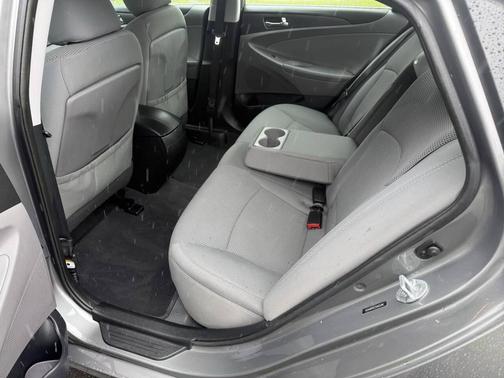 Harbor Gray Metallic 2013 Hyundai SONATA GLS
