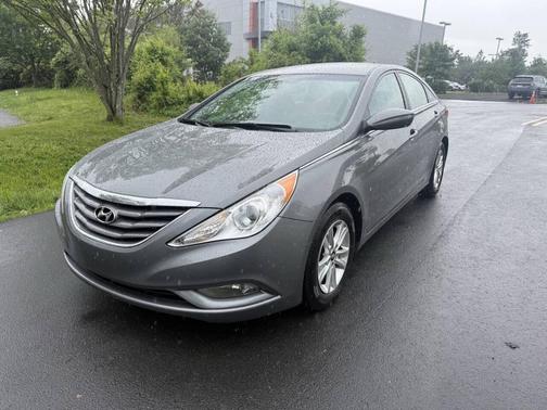 Harbor Gray Metallic 2013 Hyundai SONATA GLS