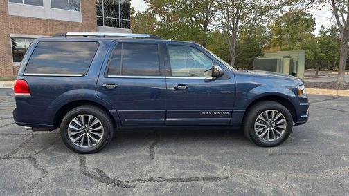 2016 Lincoln Navigator Select