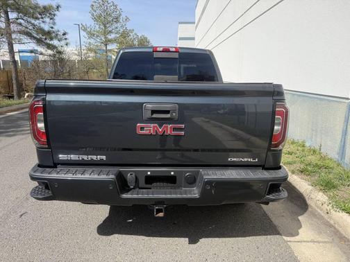 2017 GMC Sierra 1500 Denali