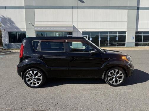 2013 Kia Soul +