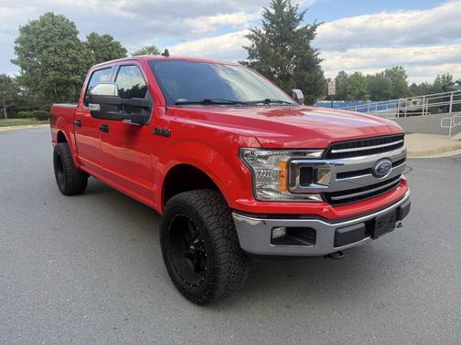 Red 2019 Ford F-150 XLT