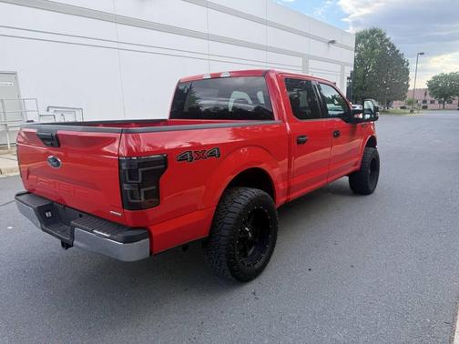 Red 2019 Ford F-150 XLT