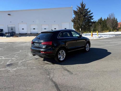 2016 Audi Q3 2.0T Premium Plus