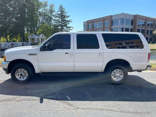 2000 Ford Excursion XLT