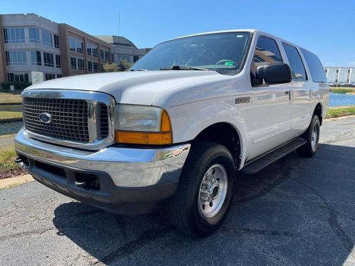 2000 Ford Excursion XLT