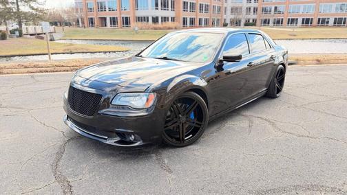 2012 Chrysler 300 SRT8