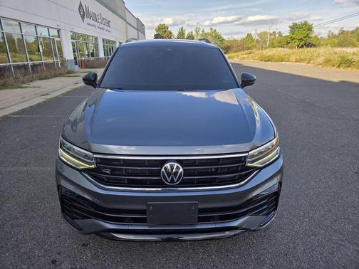 2022 Volkswagen Tiguan 2.0T SE R-Line Black 4MOTION