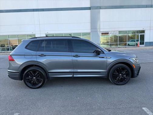 2022 Volkswagen Tiguan 2.0T SE R-Line Black 4MOTION