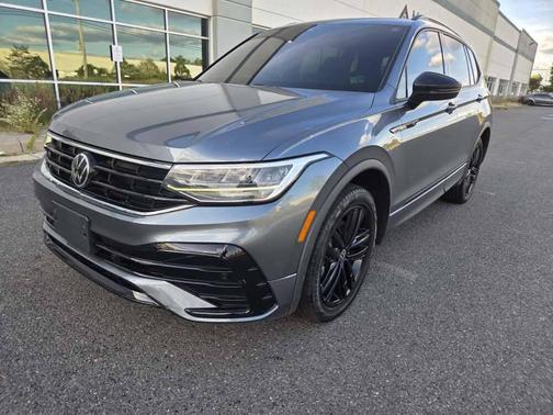 2022 Volkswagen Tiguan 2.0T SE R-Line Black 4MOTION