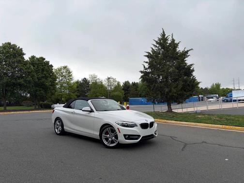 White 2016 BMW 228 228i 2dr Convertible SULEV