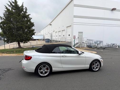White 2016 BMW 228 228i 2dr Convertible SULEV
