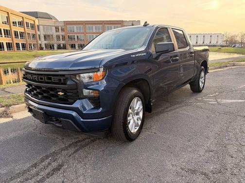 2022 Chevrolet Silverado 1500 Custom