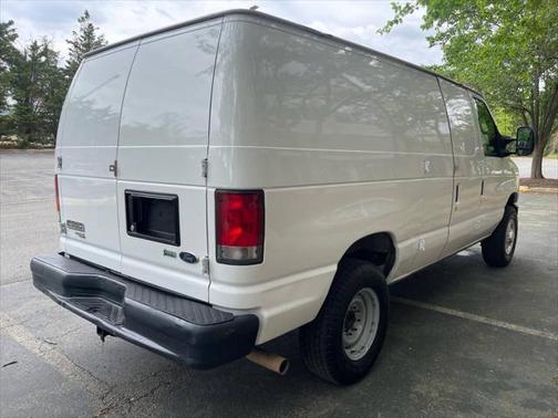 2013 Ford E350 Super Duty Cargo