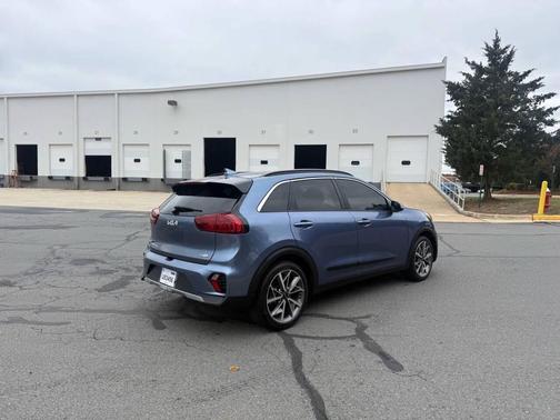 2022 Kia Niro Touring SE