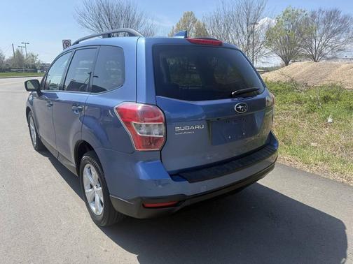Quartz Blue Pearl 2016 Subaru Forester 2.5i Premium