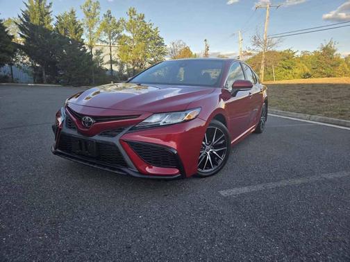 2022 Toyota Camry SE