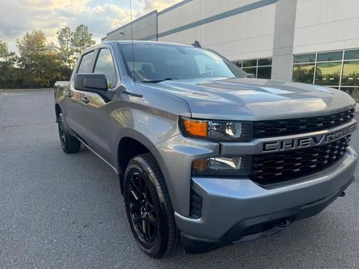 2022 Chevrolet Silverado 1500 Custom