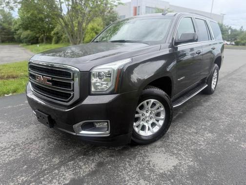 Gray 2018 GMC Yukon SLT