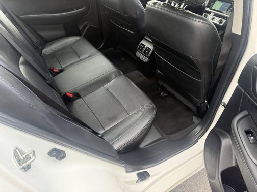 2016 Subaru Legacy Limited