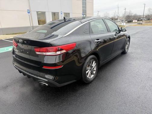 2020 Kia Optima LX