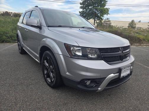 2018 Dodge Journey Crossroad