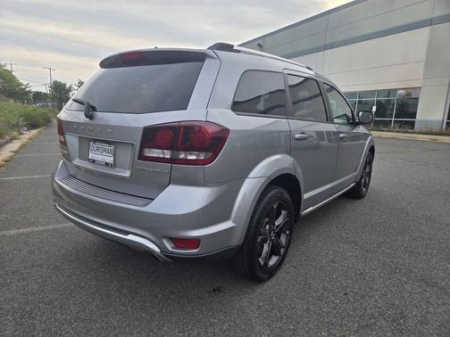 2018 Dodge Journey Crossroad