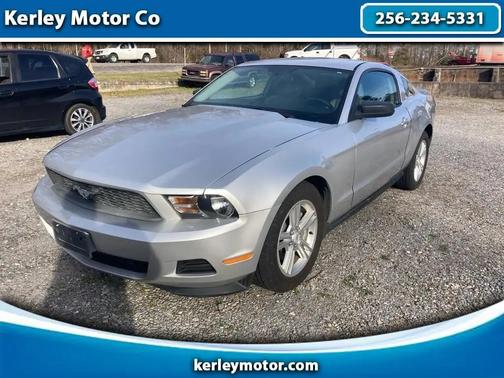 2011 Ford Mustang V6