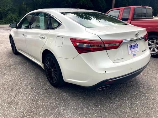 2016 Toyota Avalon Limited