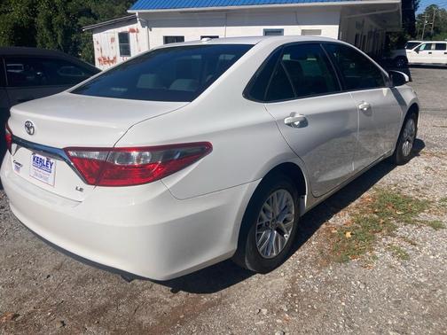 2017 Toyota Camry XLE