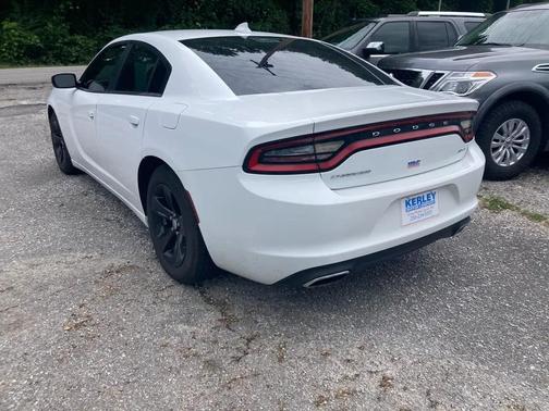 WHITE 2016 Dodge Charger SXT