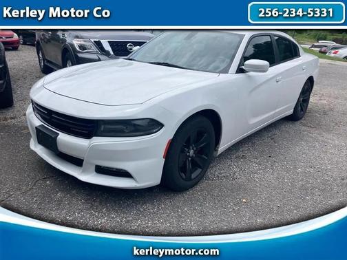 WHITE 2016 Dodge Charger SXT
