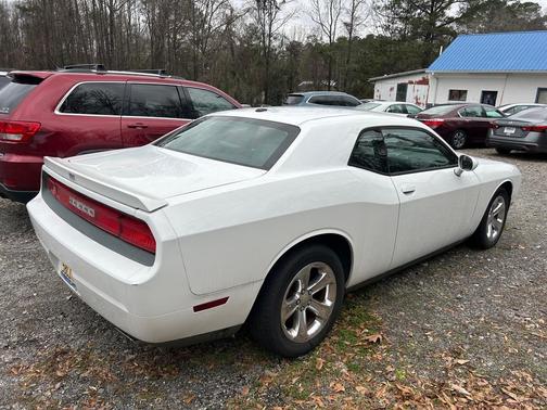 2014 Dodge Challenger SXT