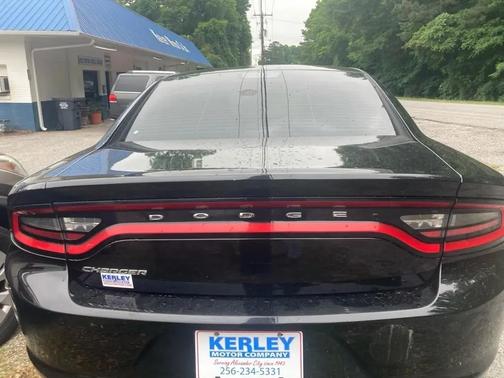 BLACK 2016 Dodge Charger SE