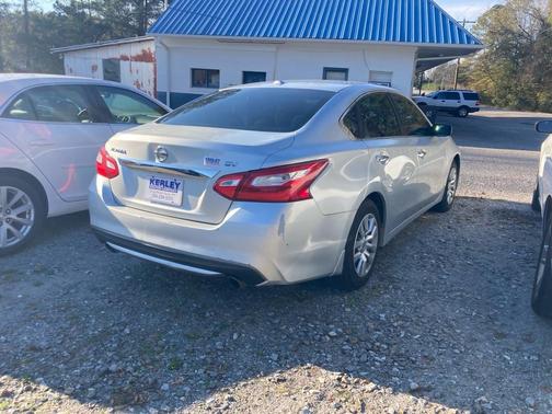 2016 Nissan Altima 2.5 SV