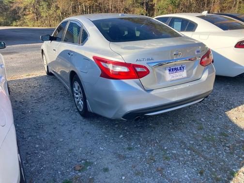 2016 Nissan Altima 2.5 SV