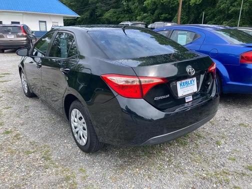 BLACK 2019 Toyota Corolla LE