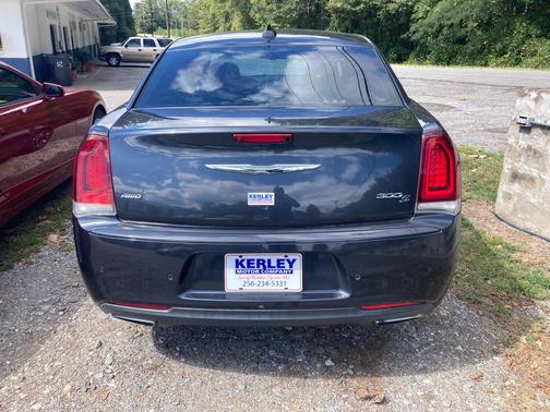 2016 Chrysler 300 S
