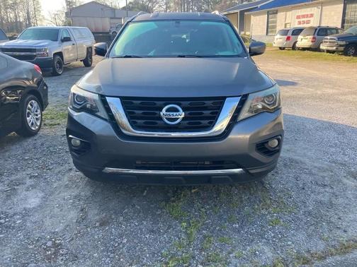 2019 Nissan Pathfinder FWD SV