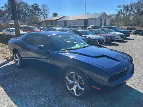 2015 Dodge Challenger SXT Plus