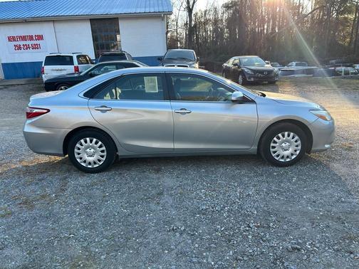 2016 Toyota Camry XLE