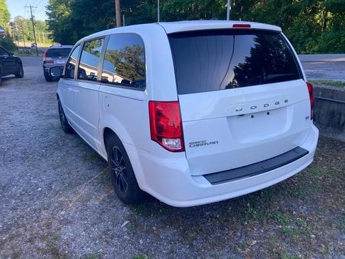 WHITE 2016 Dodge Grand Caravan AVP/SE