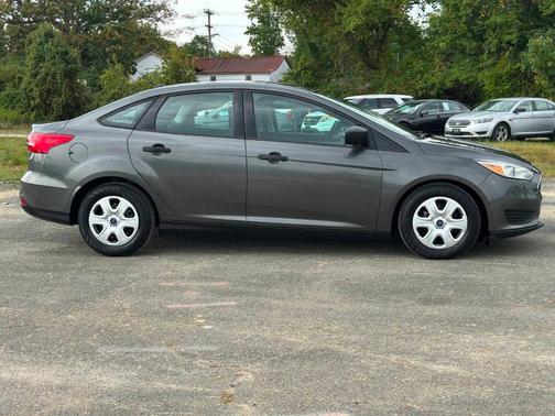 2017 Ford Focus S