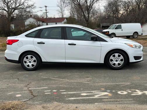 2016 Ford Focus S