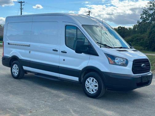 2018 Ford Transit-350 148 WB Medium Roof Cargo
