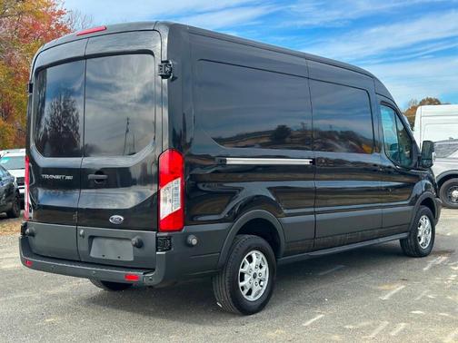 2015 Ford Transit-250 148 WB Medium Roof Cargo