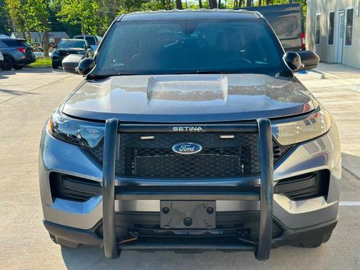 Gray 2021 Ford Utility Police Interceptor Base